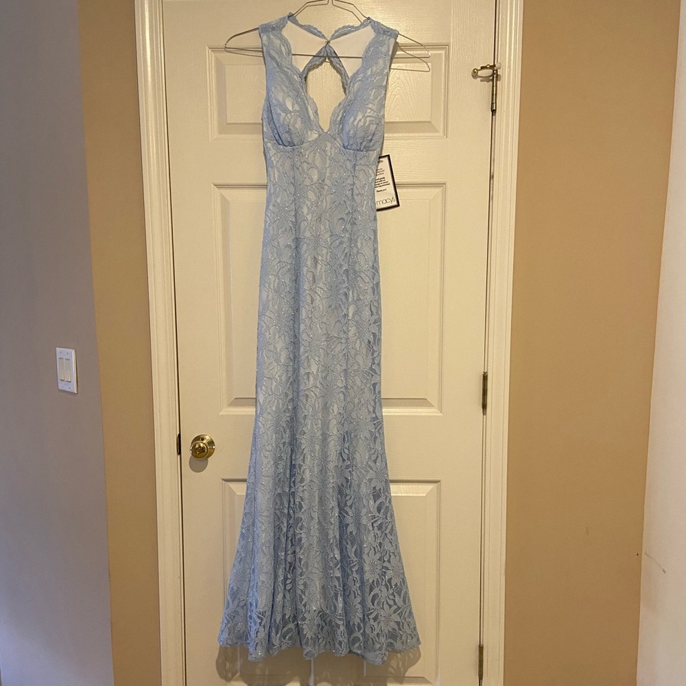 lace mermaid style prom dress with sparkles